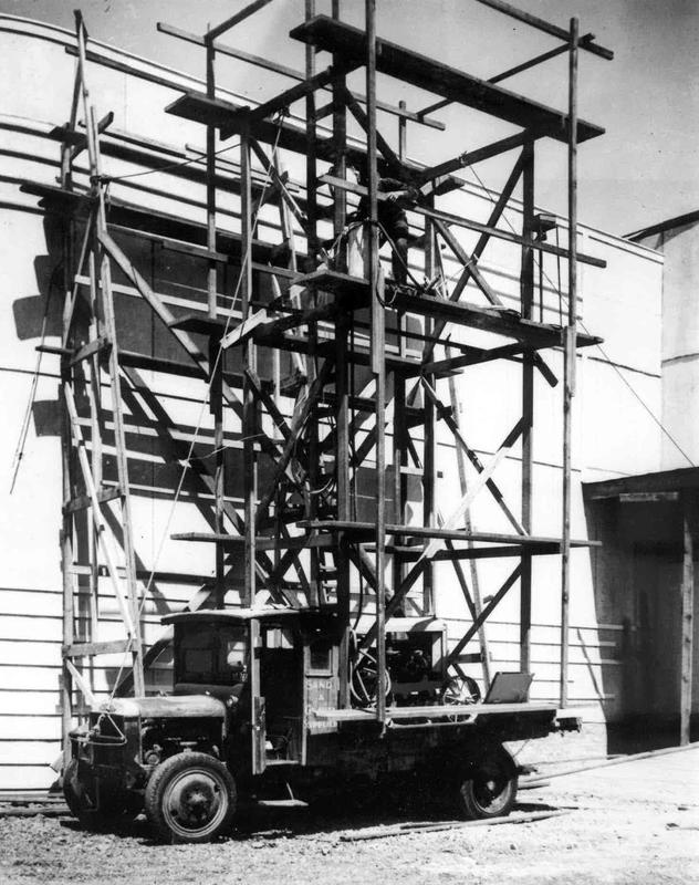 Fletchers truck and mobile scaffold at the NZ Centennial Expo
